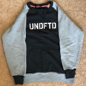 Undefeated Men’s Crew Neck